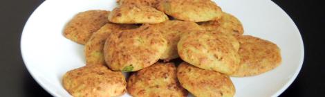 bolinhos assados de abobrinha e queijo