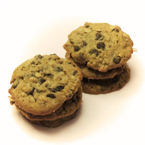 cookies de aveia, passas e chocolate